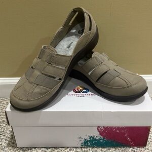 Clarks Cloudsteppers Sillian Stork Women's Sandal Sand/Sable US Size 9 M
